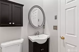 7703 11th Ave SW, Seattle, WA 98106 - Photo 27