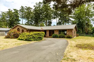 2047 Pine Wood Way, Oak Harbor, WA 98277 - Photo 1