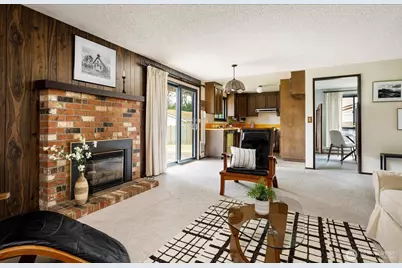 2047 Pine Wood Way, Oak Harbor, WA 98277 - Photo 3
