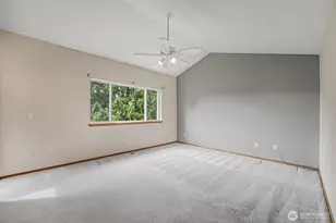 19810 11th St E, Lake Tapps, WA 98391 - Photo 17