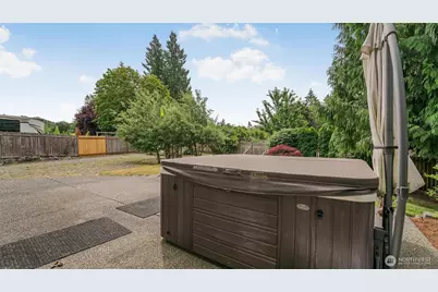 19810 11th Street E, Lake Tapps, WA 98391 - Photo 23