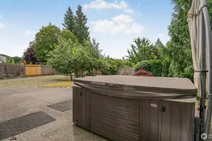 19810 11th St E, Lake Tapps, WA 98391 - Photo 23