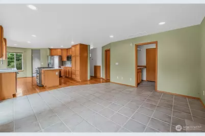 19810 11th Street E, Lake Tapps, WA 98391 - Photo 9
