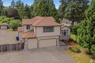 19810 11th St E, Lake Tapps, WA 98391 - Photo 1