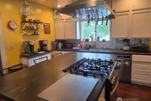 407 S 1st St, Roslyn, WA 98941 - Photo 5