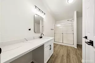 9421 21st Ave E, Tacoma, WA 98445 - Photo 13