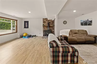 10913 30th Street Ct E, Edgewood, WA 98372 - Photo 23