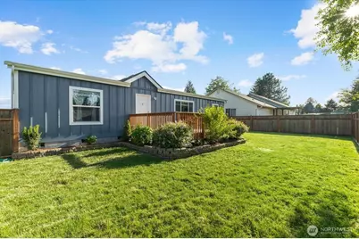 1018 Cook Road, Sedro Woolley, WA 98284 - Photo 1