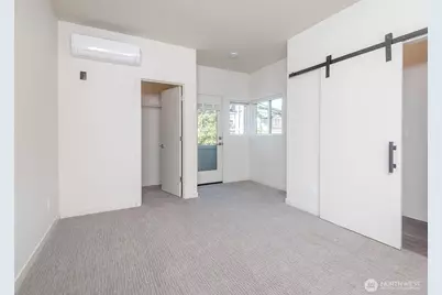 12032 33rd Ave NE #F, Seattle, WA 98125 - Photo 13