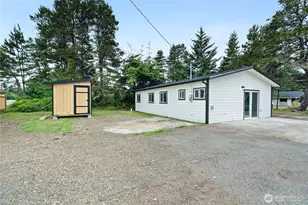 328 Ensign Ave NW, Ocean Shores, WA 98569 - Photo 15