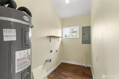 328 Ensign Avenue NW, Ocean Shores, WA 98569 - Photo 11