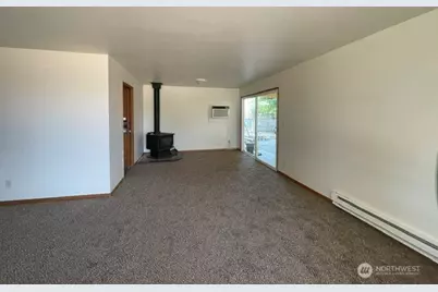 511 Castle Dr Street, Moses Lake, WA 98837 - Photo 3