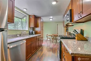 18233 SE 262nd Pl, Covington, WA 98042 - Photo 7