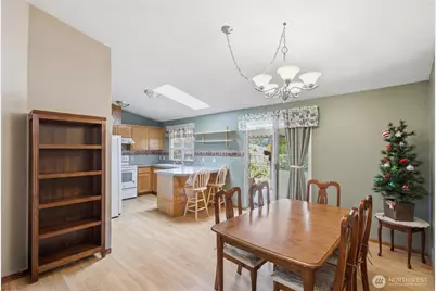 1806 Northwood Court NE, Tacoma, WA 98422 - Photo 9