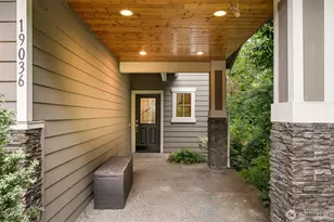 19036 18th Ave NE, Shoreline, WA 98155 - Photo 3