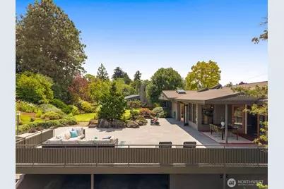 4204 47th Avenue S, Seattle, WA 98118 - Photo 1
