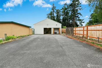 801 Walker Avenue, Oak Harbor, WA 98277 - Photo 25