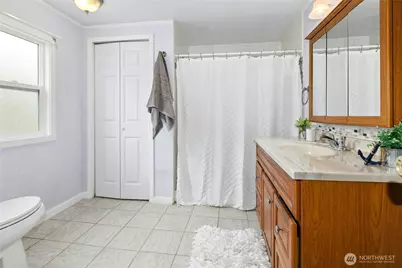 801 Walker Avenue, Oak Harbor, WA 98277 - Photo 15
