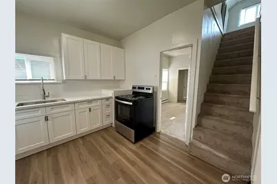 2519 Baker Avenue, Everett, WA 98201 - Photo 11