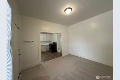 2519 Baker Avenue, Everett, WA 98201 - Photo 9