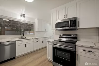 8408 121st Street SW, Lakewood, WA 98498 - Photo 7