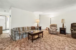18308 41st Pl W, Lynnwood, WA 98037 - Photo 3