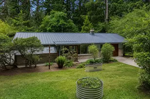 9429 240th Ave SE, Issaquah, WA 98027 - Photo 1