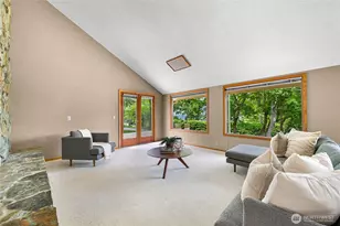 208 Hawthorn Rd, Bellingham, WA 98225 - Photo 9