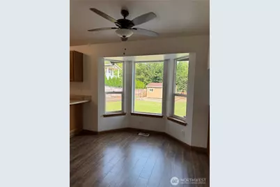 9407 152nd Street E, Puyallup, WA 98375 - Photo 11