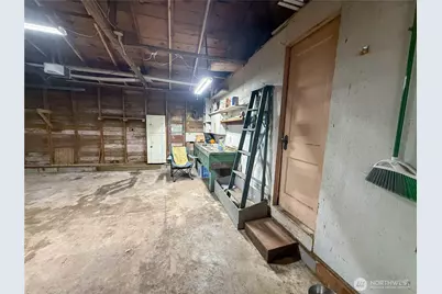 20730 33rd Avenue W, Lynnwood, WA 98036 - Photo 3