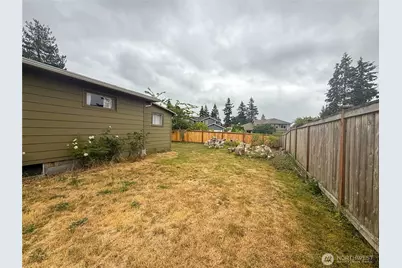 20730 33rd Avenue W, Lynnwood, WA 98036 - Photo 23