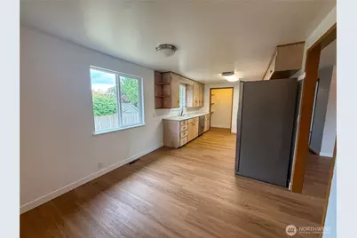 20730 33rd Avenue W, Lynnwood, WA 98036 - Photo 19
