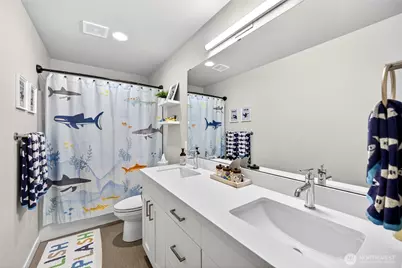 2210 SW Putnam Drive, Oak Harbor, WA 98277 - Photo 31
