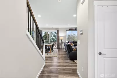 2210 SW Putnam Drive, Oak Harbor, WA 98277 - Photo 5