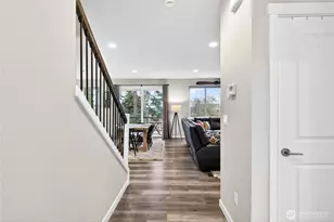 2210 SW Putnam Dr, Oak Harbor, WA 98277 - Photo 5