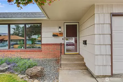 1117 Idaho Street, Wenatchee, WA 98801 - Photo 3