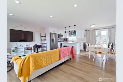 6518 Elliott Way #A-B, Everett, WA 98203 - Photo 5