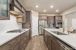 20438 SE 256 St, Covington, WA 98042 - Photo 9
