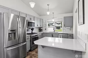 19204 206th St E, Orting, WA 98360 - Photo 7