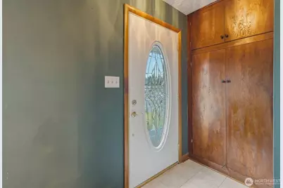 716 Woodard Avenue NE, Castle Rock, WA 98611 - Photo 7