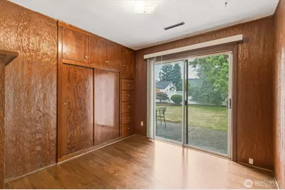 716 Woodard Avenue NE, Castle Rock, WA 98611 - Photo 17