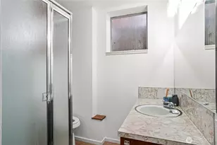 8626 S 134th St, Seattle, WA 98178 - Photo 23