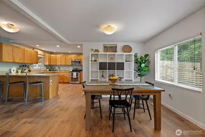 5606 Vickery Avenue E, Tacoma, WA 98443 - Photo 7