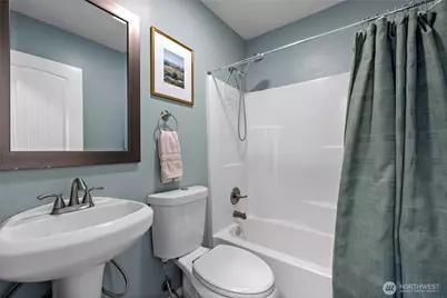 5606 Vickery Avenue E, Tacoma, WA 98443 - Photo 17