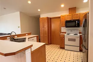 137 Canal Dr NE, Ocean Shores, WA 98569 - Photo 11