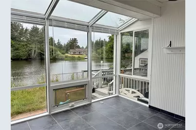 137 Canal Drive NE, Ocean Shores, WA 98569 - Photo 27