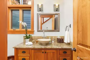 10374 Country Club Rd, Bainbridge Island, WA 98110 - Photo 35