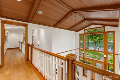 10374 Country Club Road, Bainbridge Island, WA 98110 - Photo 25