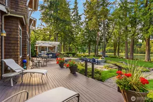 10374 Country Club Rd, Bainbridge Island, WA 98110 - Photo 13