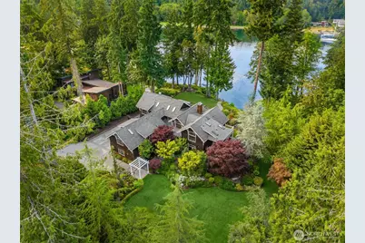 10374 Country Club Road, Bainbridge Island, WA 98110 - Photo 1